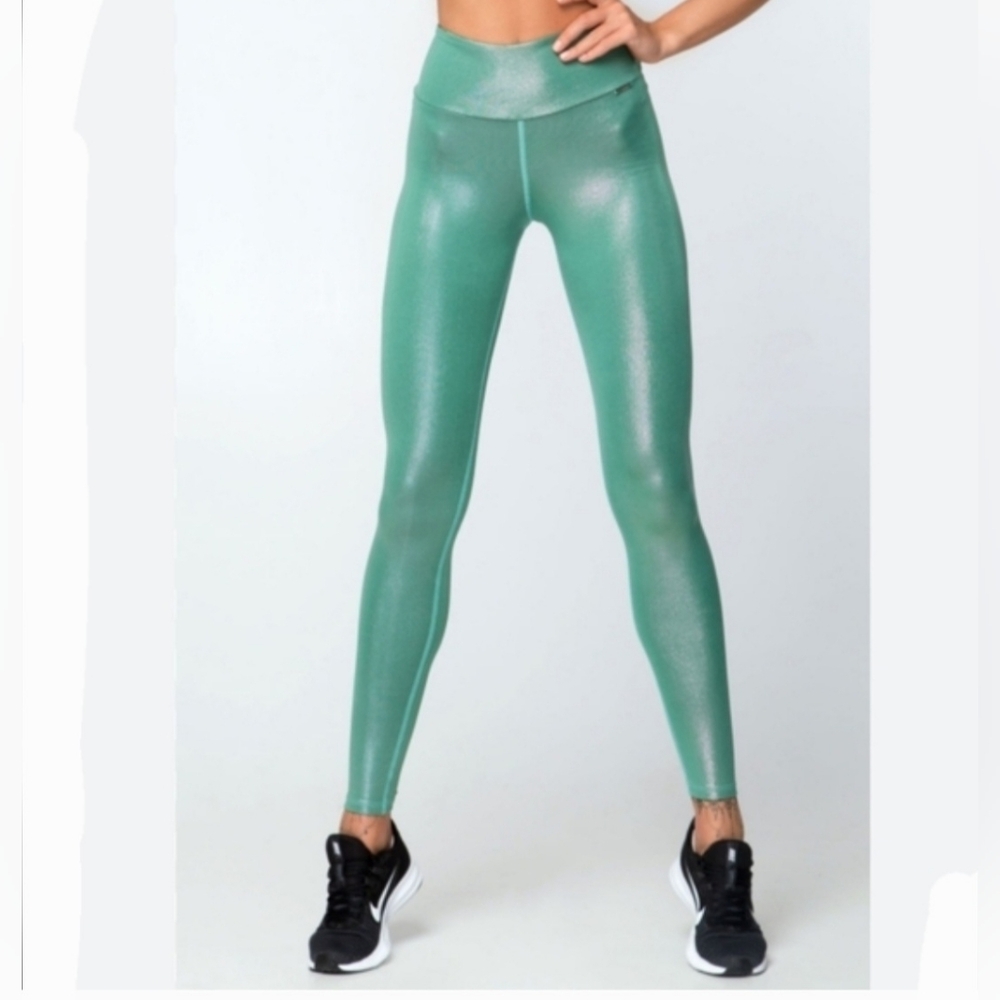 DF Original Luminas Grape Metallic Shimmer Leggins Size Medium